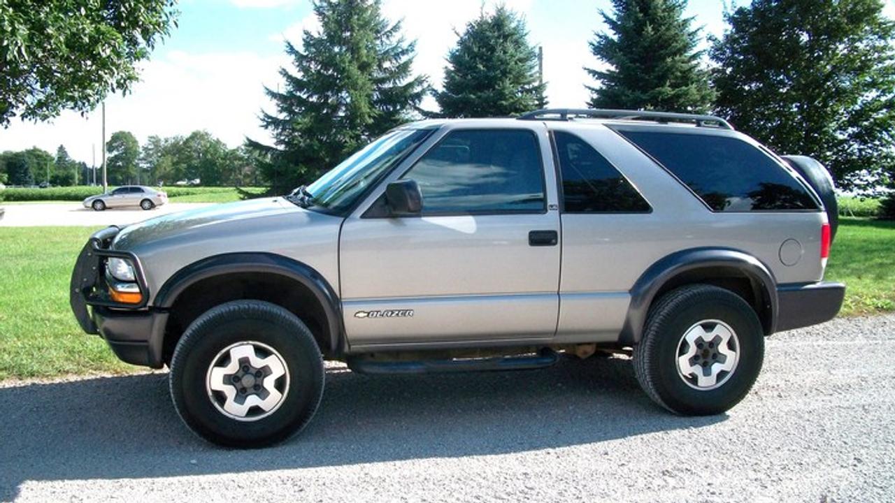 Just In From Alberta = Great Condition.
Rare ZR2 Package with Low Low Kilometers.
Full History Report Provided.
Fully Certified, E Tested and INCLUDES 2 Warranties.