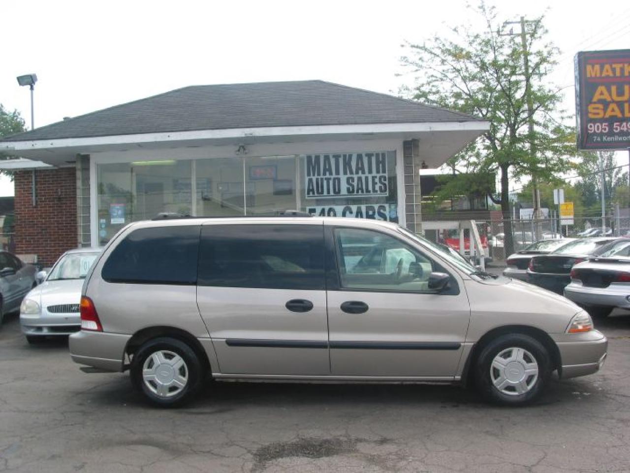 Used 2003 Ford Windstar LX for sale in Hamilton, ON