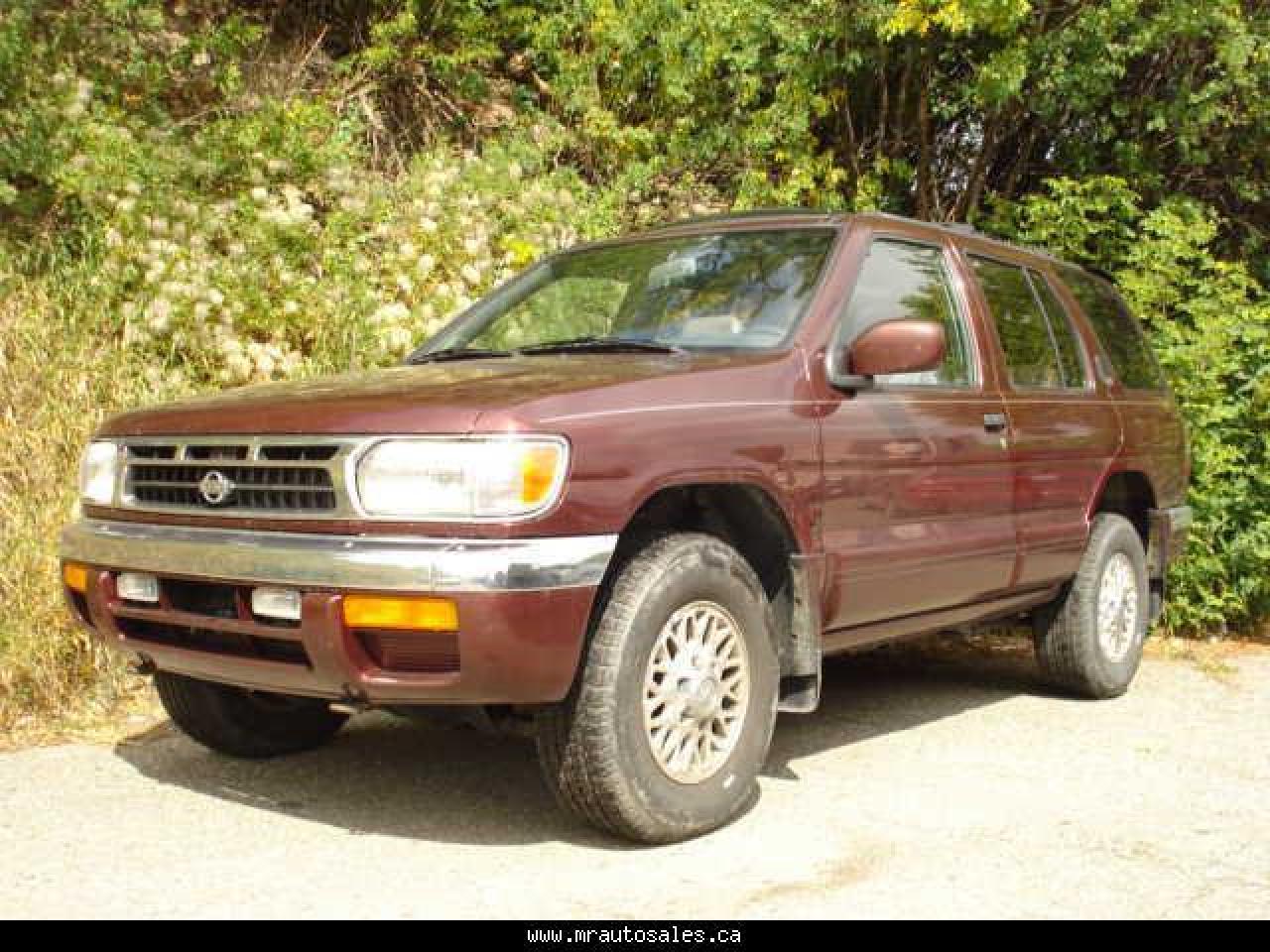 Used 1996 Nissan Pathfinder LE for sale in Calgary, AB