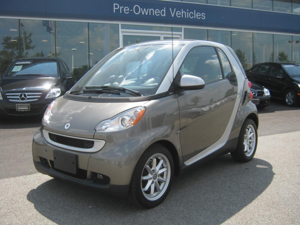 Used 2009 Smart fortwo coupe  for sale in Maple, ON