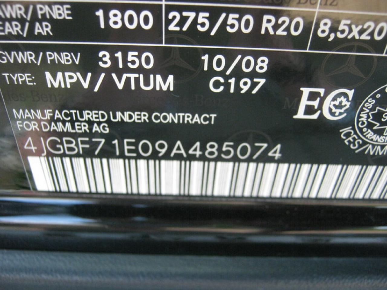 623767