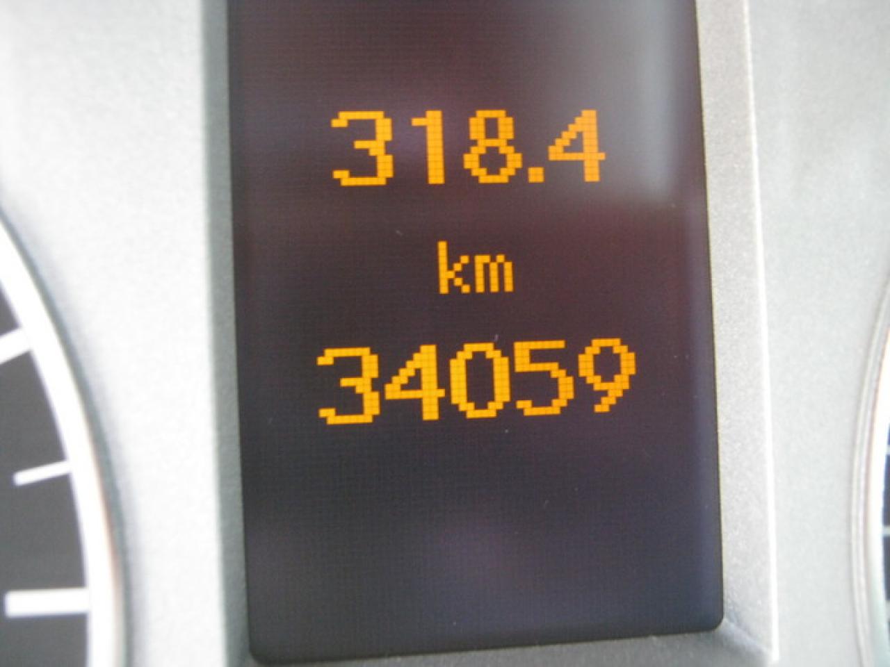 623769