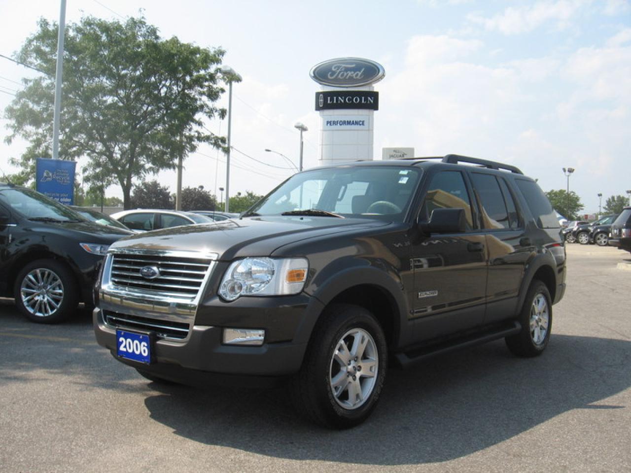 Used 2006 Ford Explorer LETHER for sale in Windsor, ON