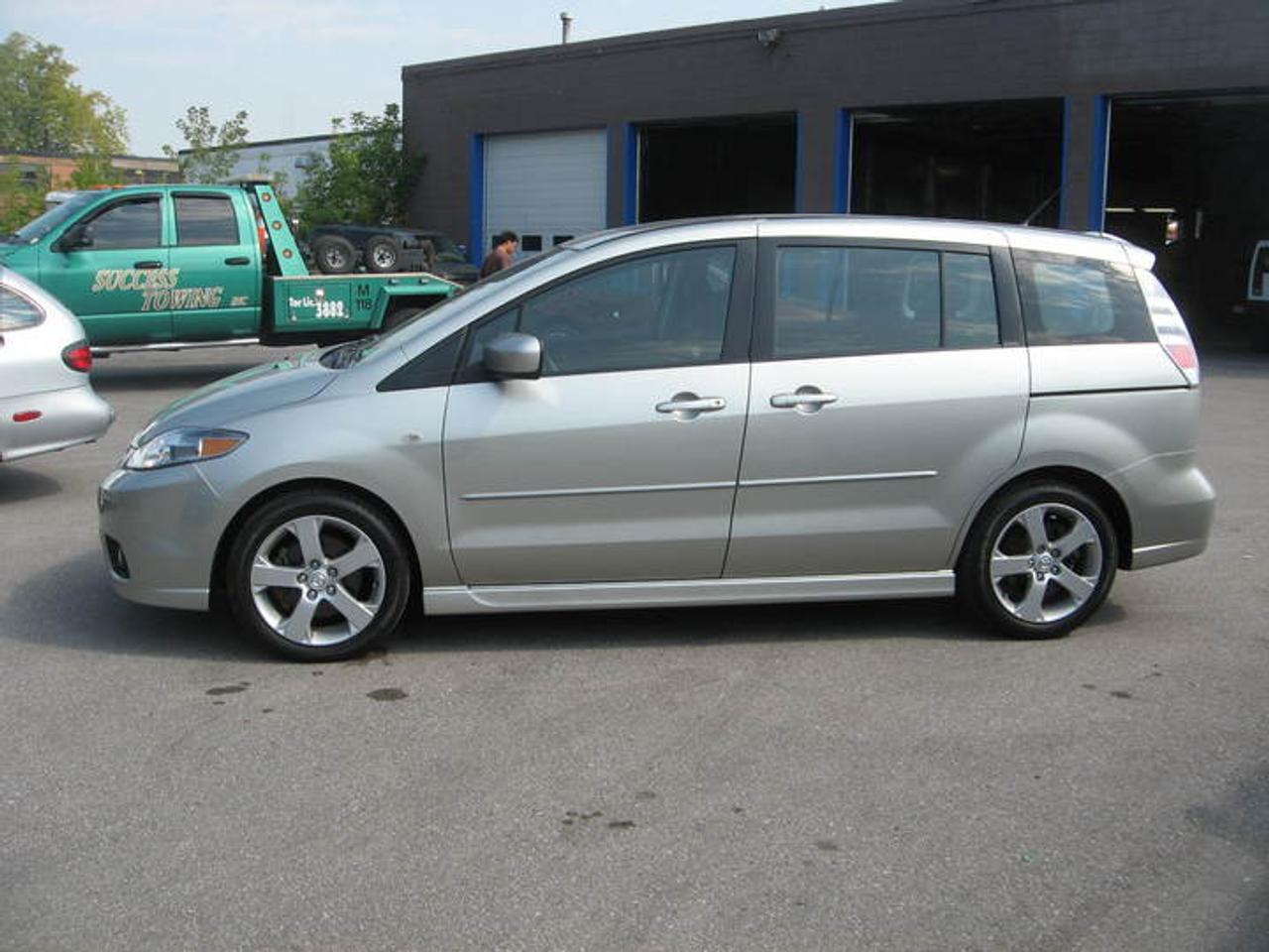 623803.10990211