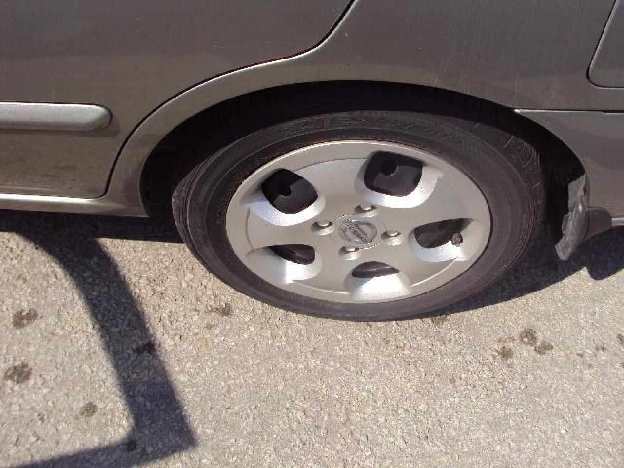 623833