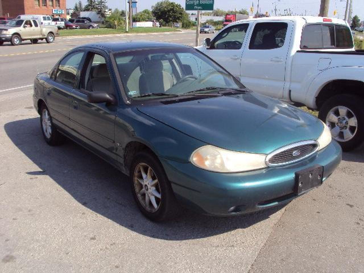 623837