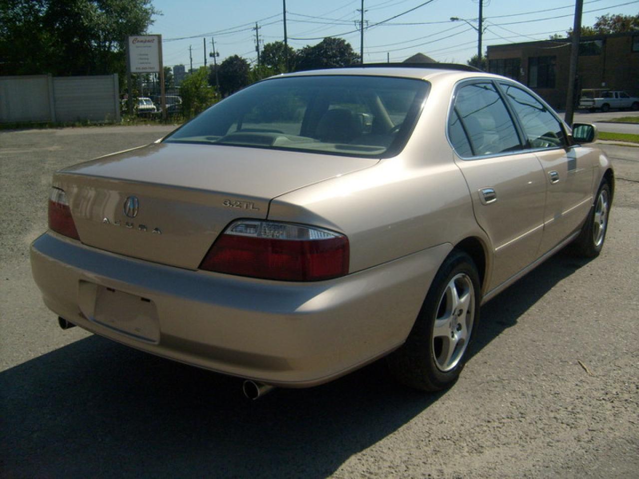 623842