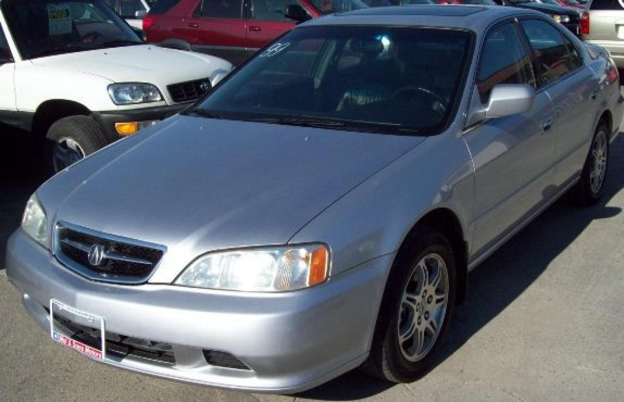 Used 2000 Acura 3.2 TL AUTO, LEATHER, S/ROOF, ALLOYS, SPOILER for sale in Toronto, ON