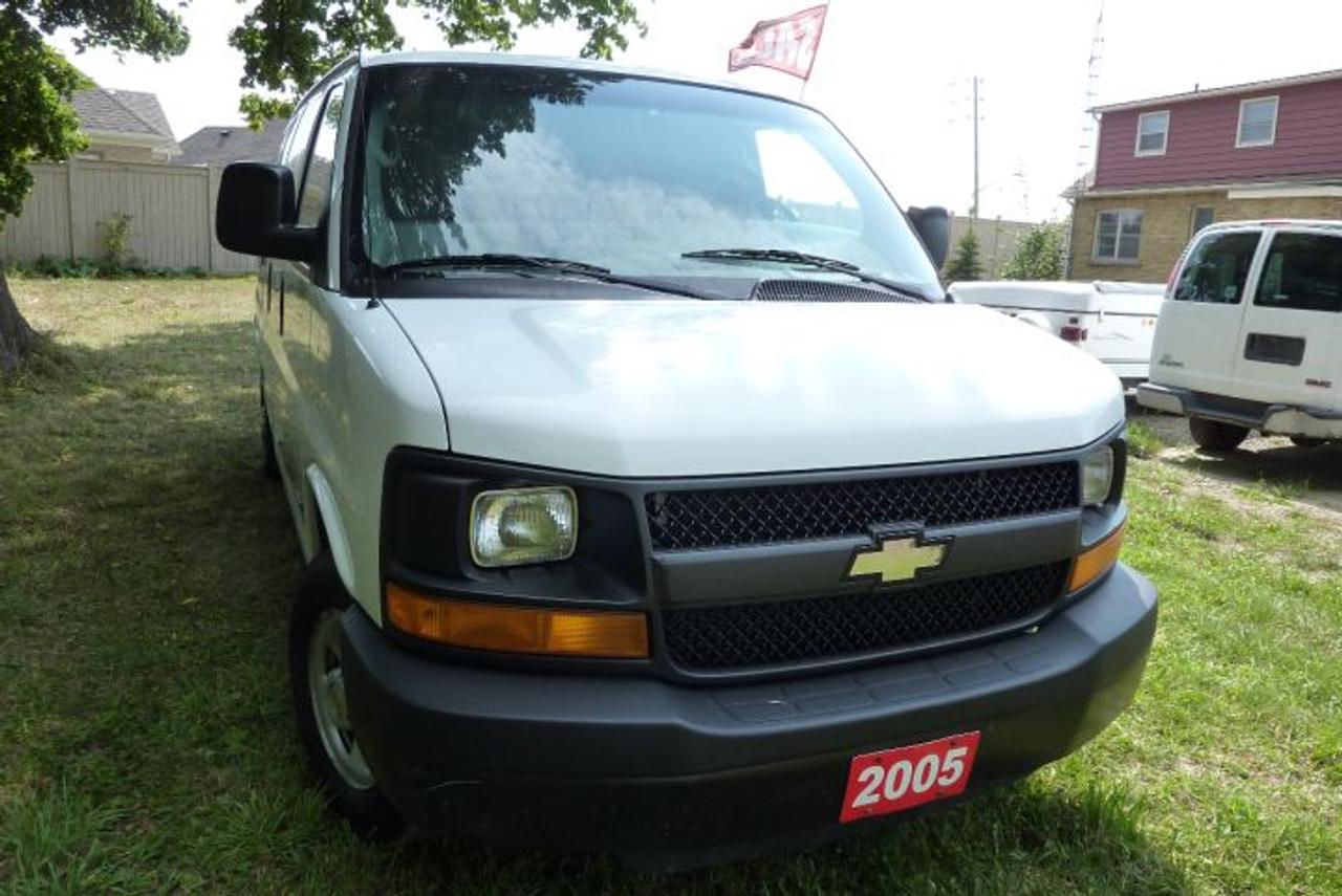Used 2005 Chevrolet Express 2500 for sale in Brampton, ON