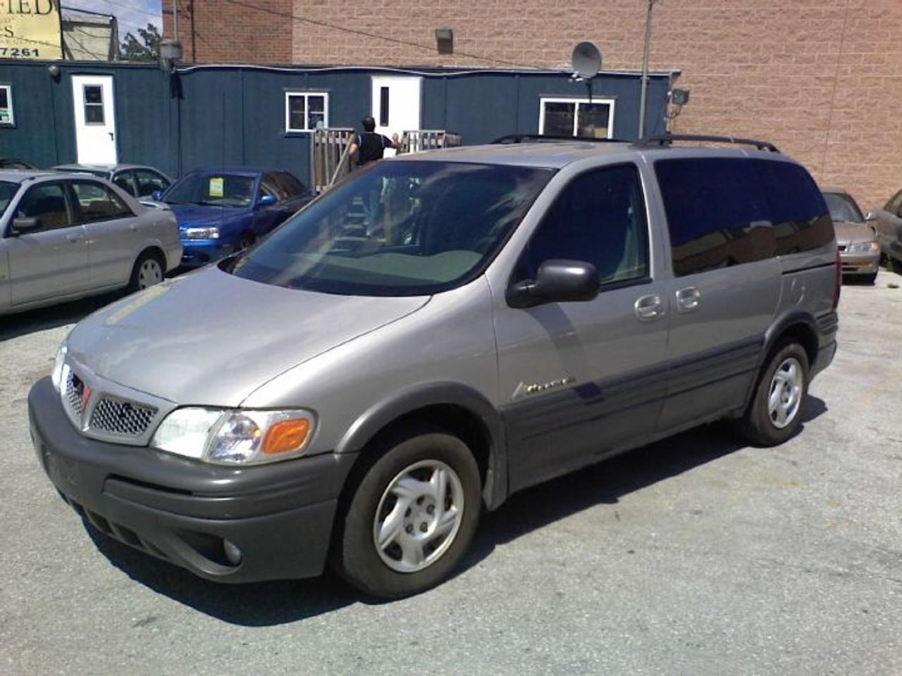 Used 2004 Pontiac Montana CERTIFIED/E-TESTED for sale in Toronto, ON