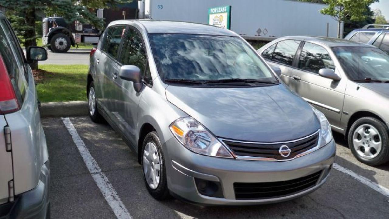 Used 2007 Nissan Versa S for sale in Mississauga, ON