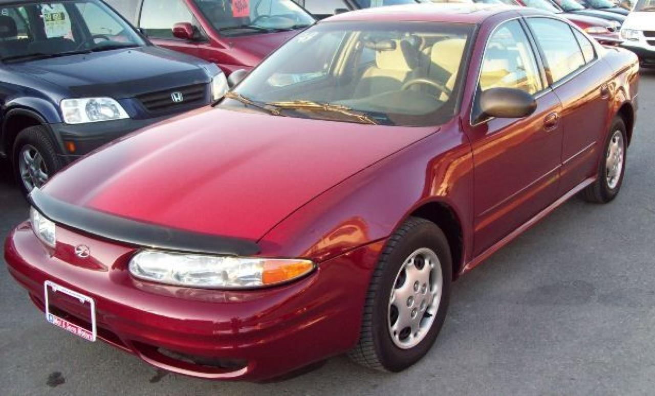 Used 2004 Oldsmobile Alero GL, AUTO, 3.4L V6, SPOILER for sale in Toronto, ON