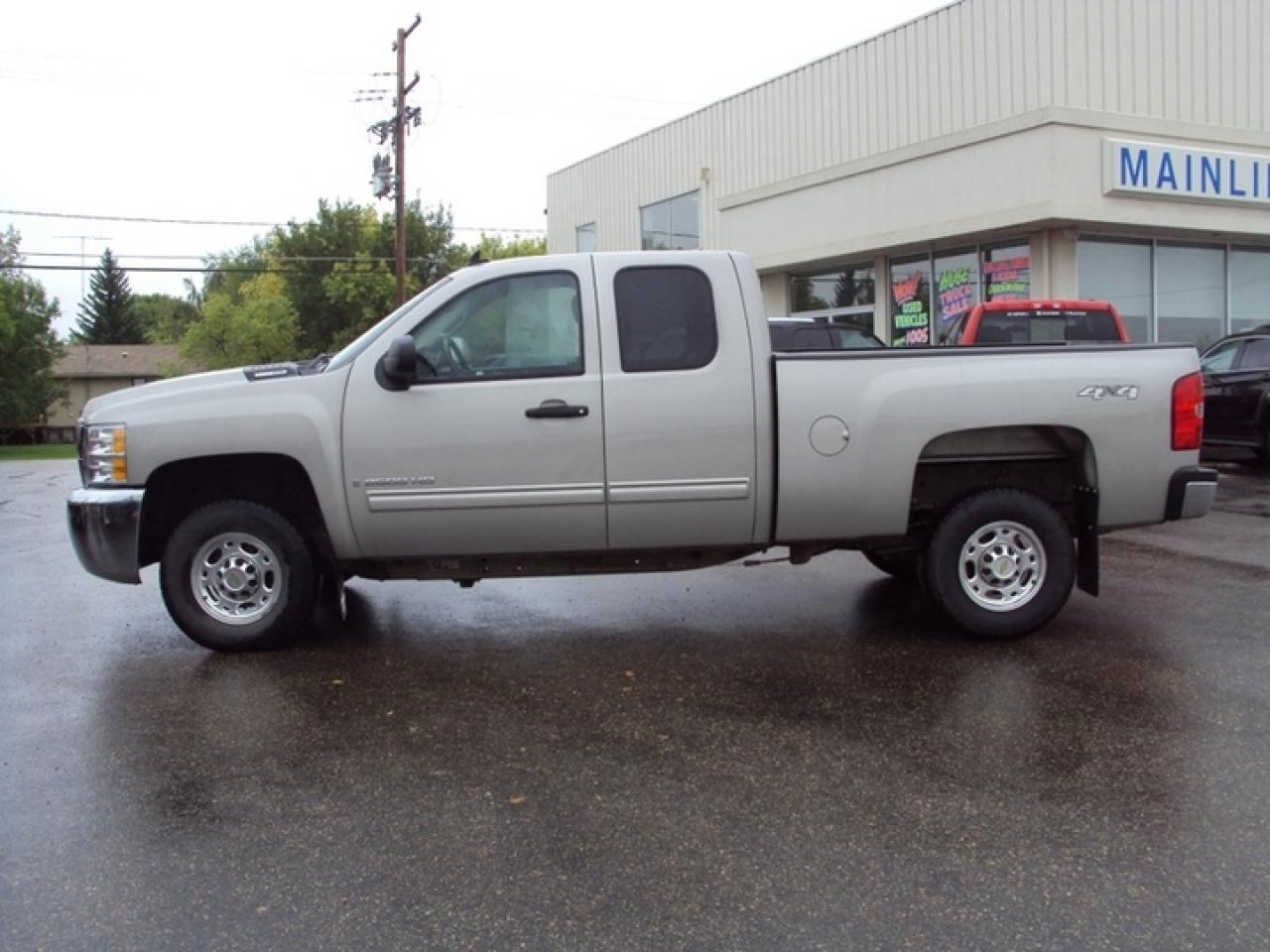 Used 2009 Chevrolet Silverado 2500  for sale in Watrous, SK