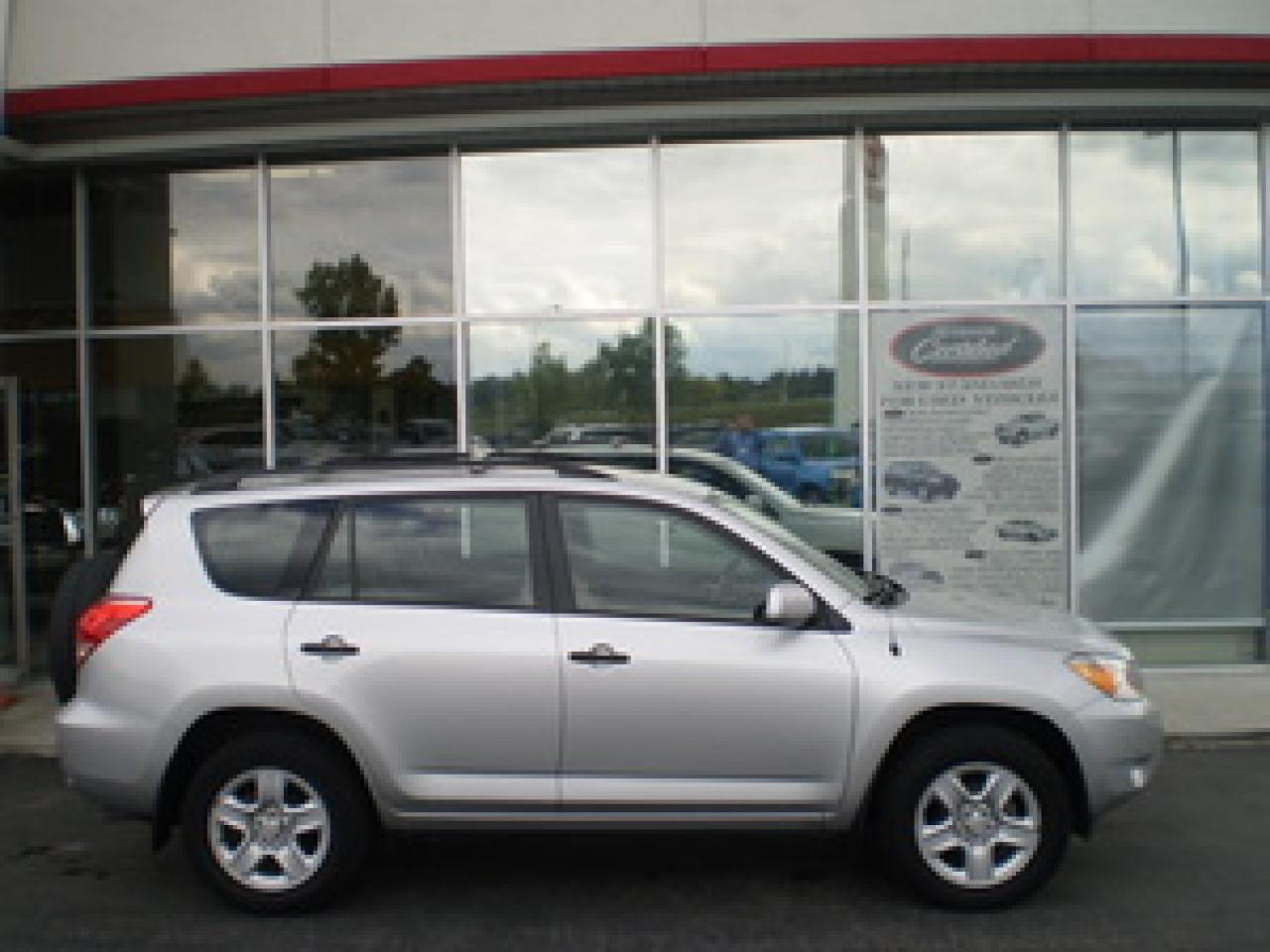 Used 2007 Toyota RAV4 BASE AWD for sale in Calgary, AB