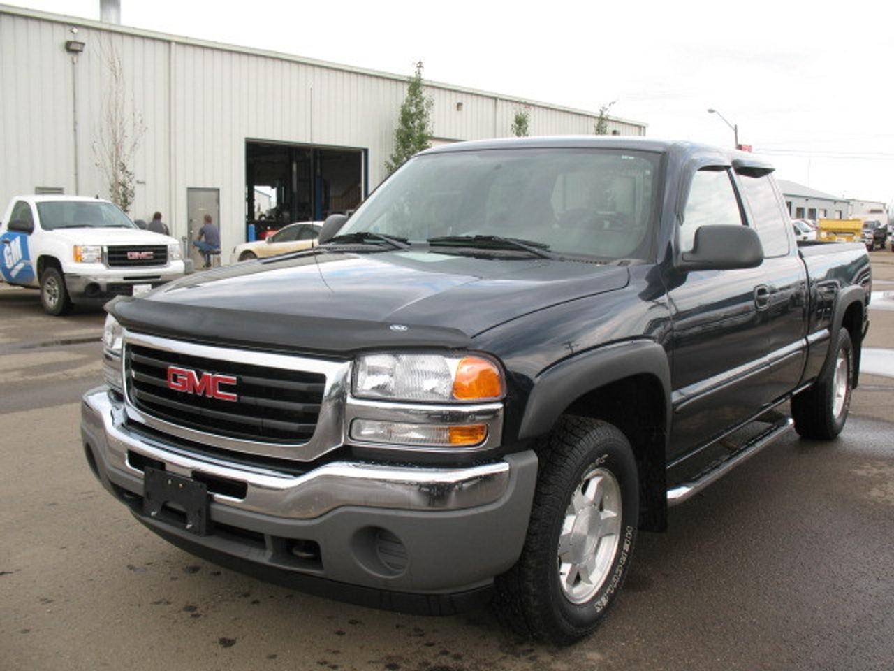 - Engine: 4.8 Liter MFI Iron
- GVWR: 6,001 - 7,000 Lbs.
- Brake System: Hydraulic