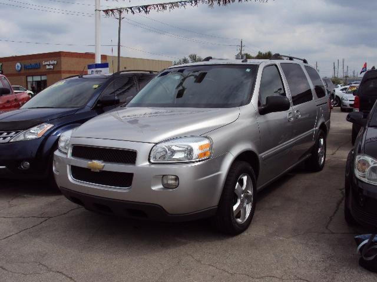 Used 2008 Chevrolet Uplander LT for sale in Cambridge, ON