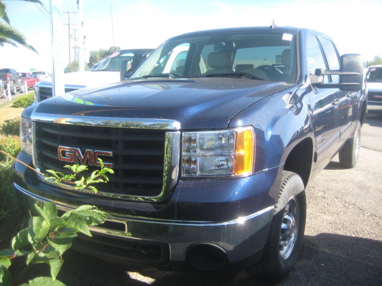 New 2010 GMC Sierra K2500 Crew SLE for sale in Calgary, AB
