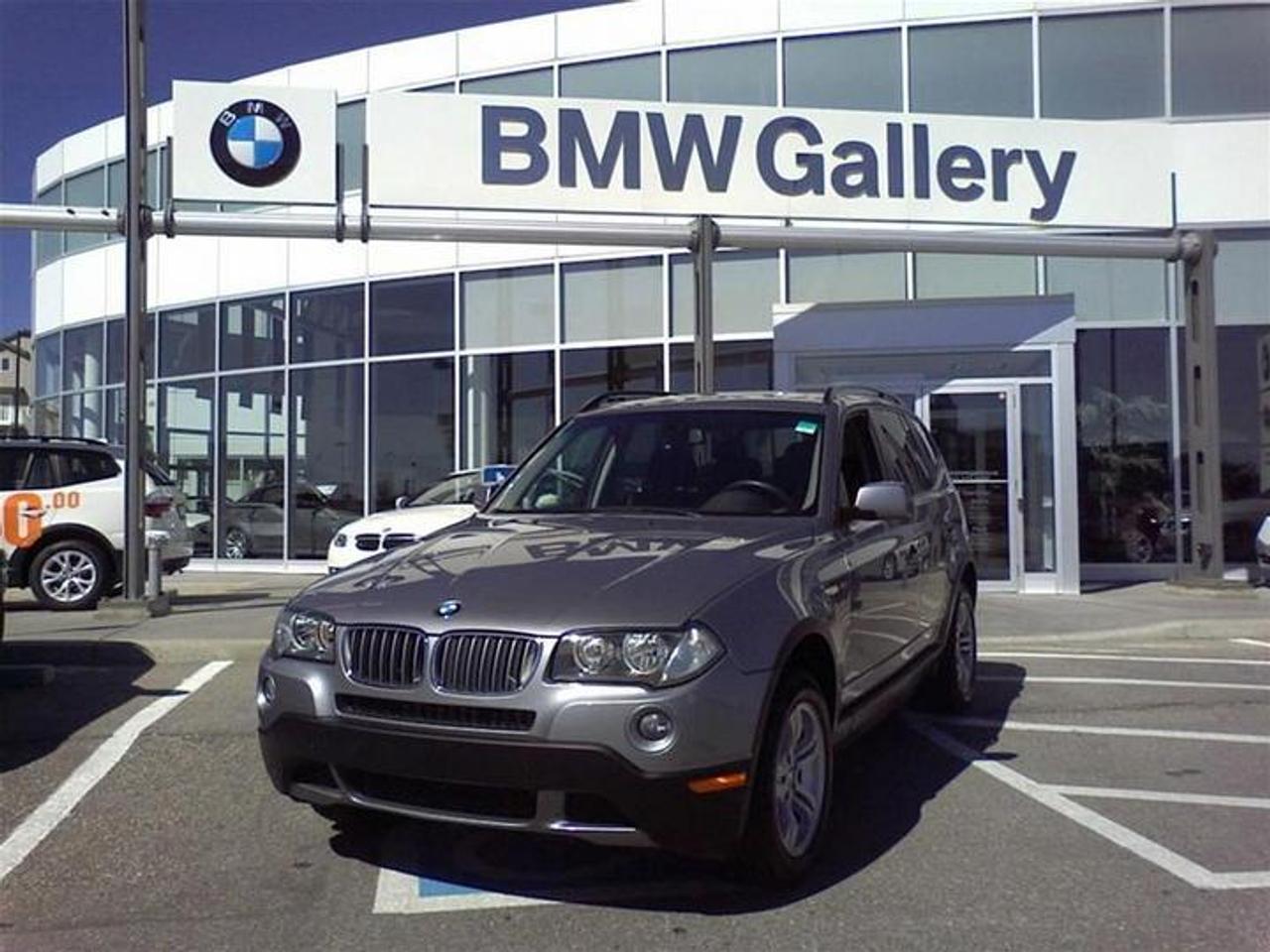 6 Spd Automatic Transmission w/STEPTRONIC, Metallic Paint, Panorama-Sunroof, Privacy Glass