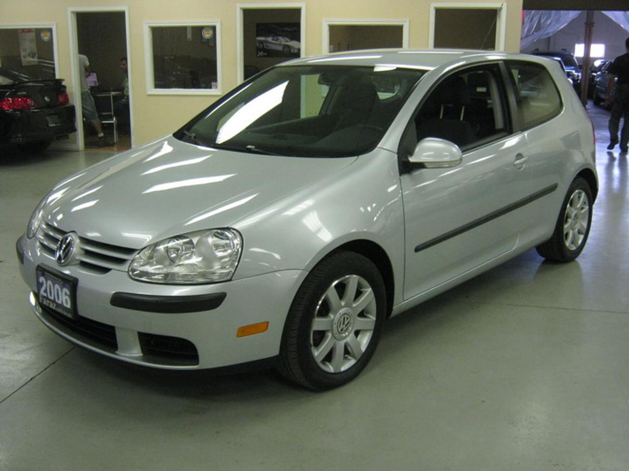 *** Canadian Car, One Owner off Lease from Volkswagen Credit Canada, Silver on Black Interior, FWD, 5SPD Manual, 2.5L, 5 CYL, A/C, Cruise Control, MP3, ASR Traction Control, Alloy Wheels, Heated Mirrors, All Power Options, Keyless Entry ***, Saftey and Etest available for $495