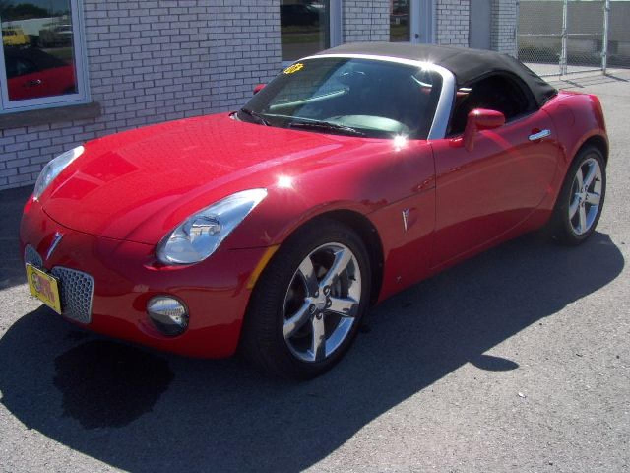 Used 2006 Pontiac Solstice LEATHER POWER GROUP for sale in St. Catharines, ON
