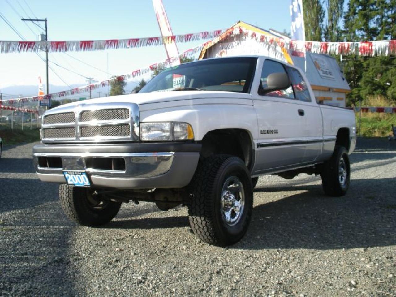 Used 2000 Dodge Ram 1500 4X4 for sale in Courtenay, BC
