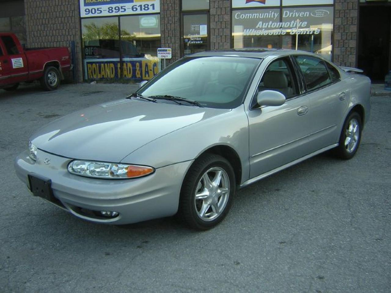 Used 2000 Oldsmobile Alero GLS for sale in Newmarket, ON
