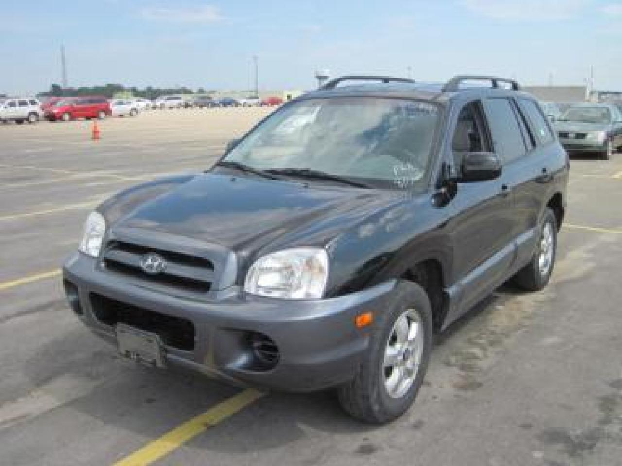 Used 2005 Hyundai Sante Fe 4x2 AUTO ac,pwr group for sale in Hamilton, ON