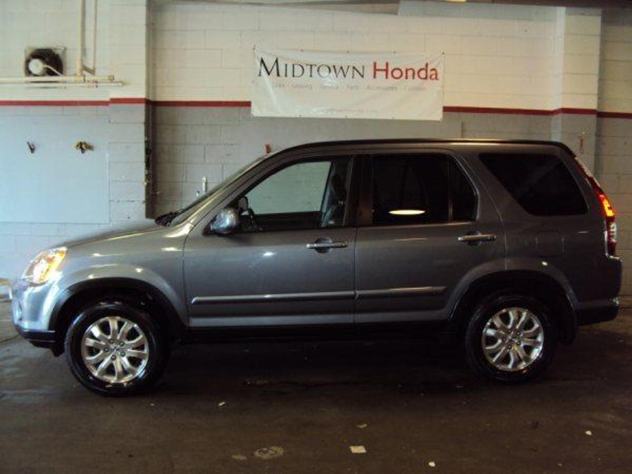 ONE OWNER... NO ACCIDENTS... HONDA  CERTIFIED... RATES FROM 2.9%...  CARPROOF... 100 POINT INSPECTION... NEW  TIRES ALL AROUND, LEATHER, SUNROOF  AND MUCH MORE... CALL OR COME IN  NOW... MIDTOWN HONDA, QUALITY CARS  FAIR PRICES Call us toll-free at 1 877 240-2142