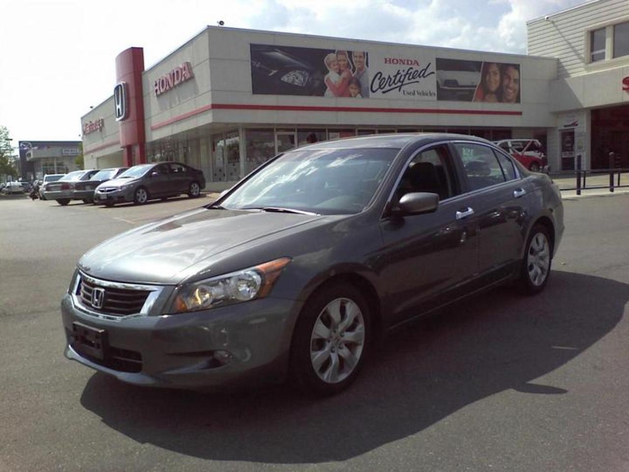 Used 2009 Honda Accord EX-L Sedan 4D for sale in Mississauga, ON