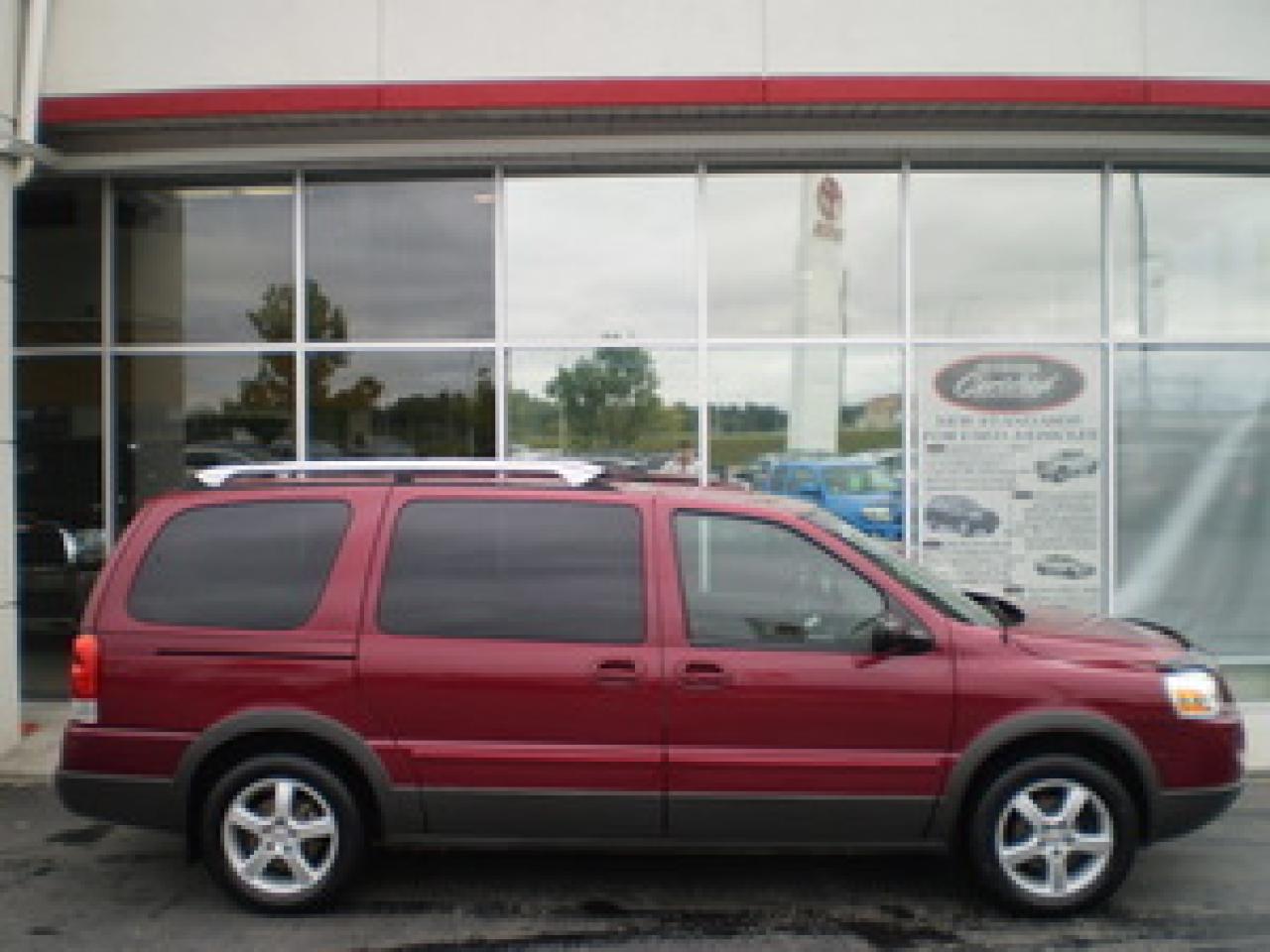 Used 2005 Pontiac Montana Sv6 Extended for sale in Calgary, AB