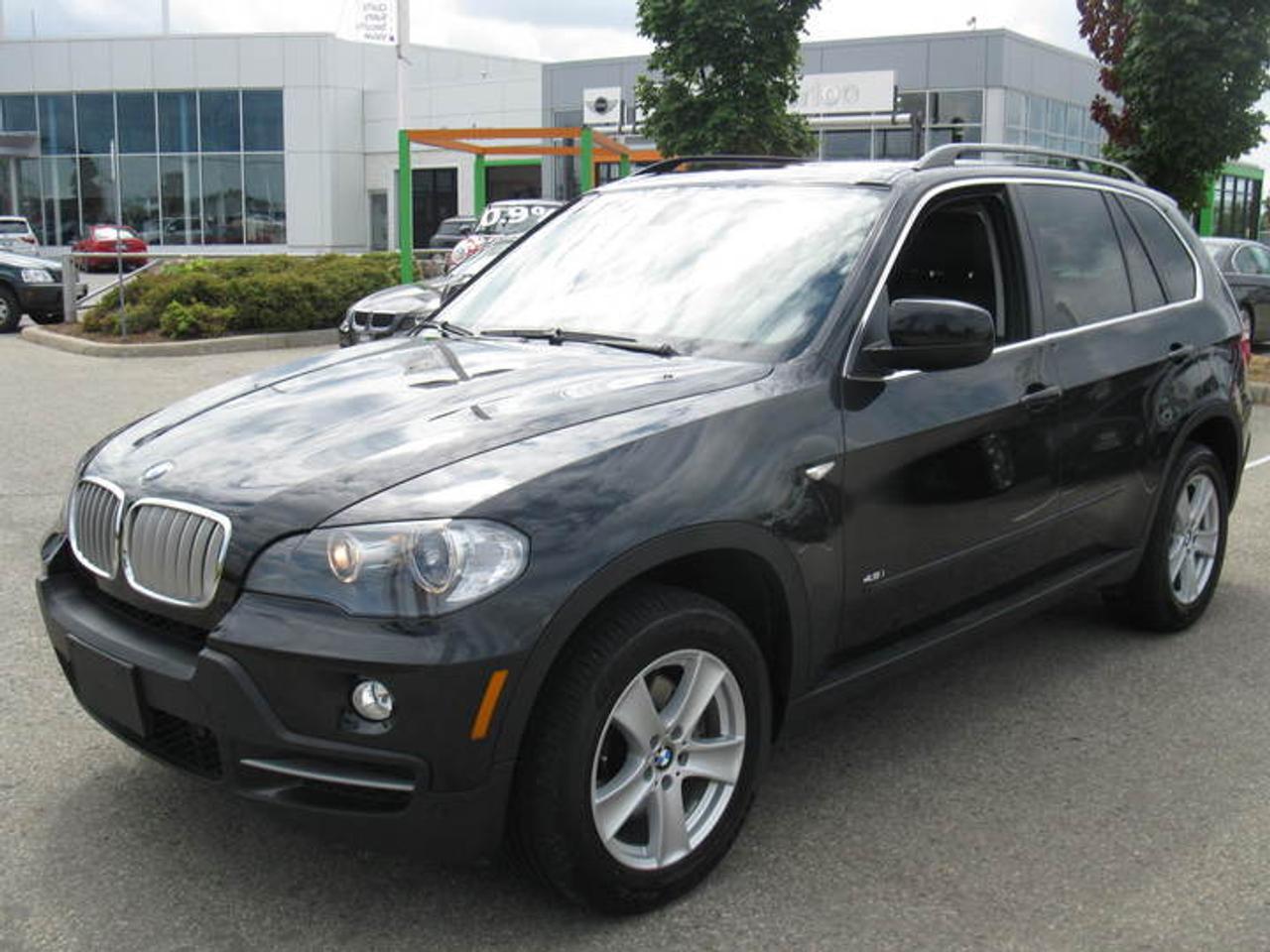 <P>Service Beyond Your Expectations at&nbsp;BMW&nbsp;MINI&nbsp;Waterloo&nbsp;</P>
<P>This vehicle is in pristine condition, worthy of BMWs Certified Series designation.&nbsp; The interior looks and feels clean and has obviously been kept in good condition by its previous owner. This vehicle is sure to create The Ultimate Driving Experience for any savvy buyer. </P>,