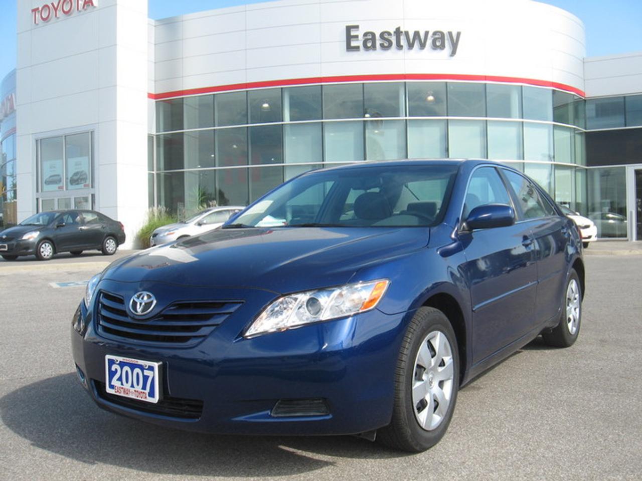 Used 2007 Toyota Camry  for sale in Windsor, ON