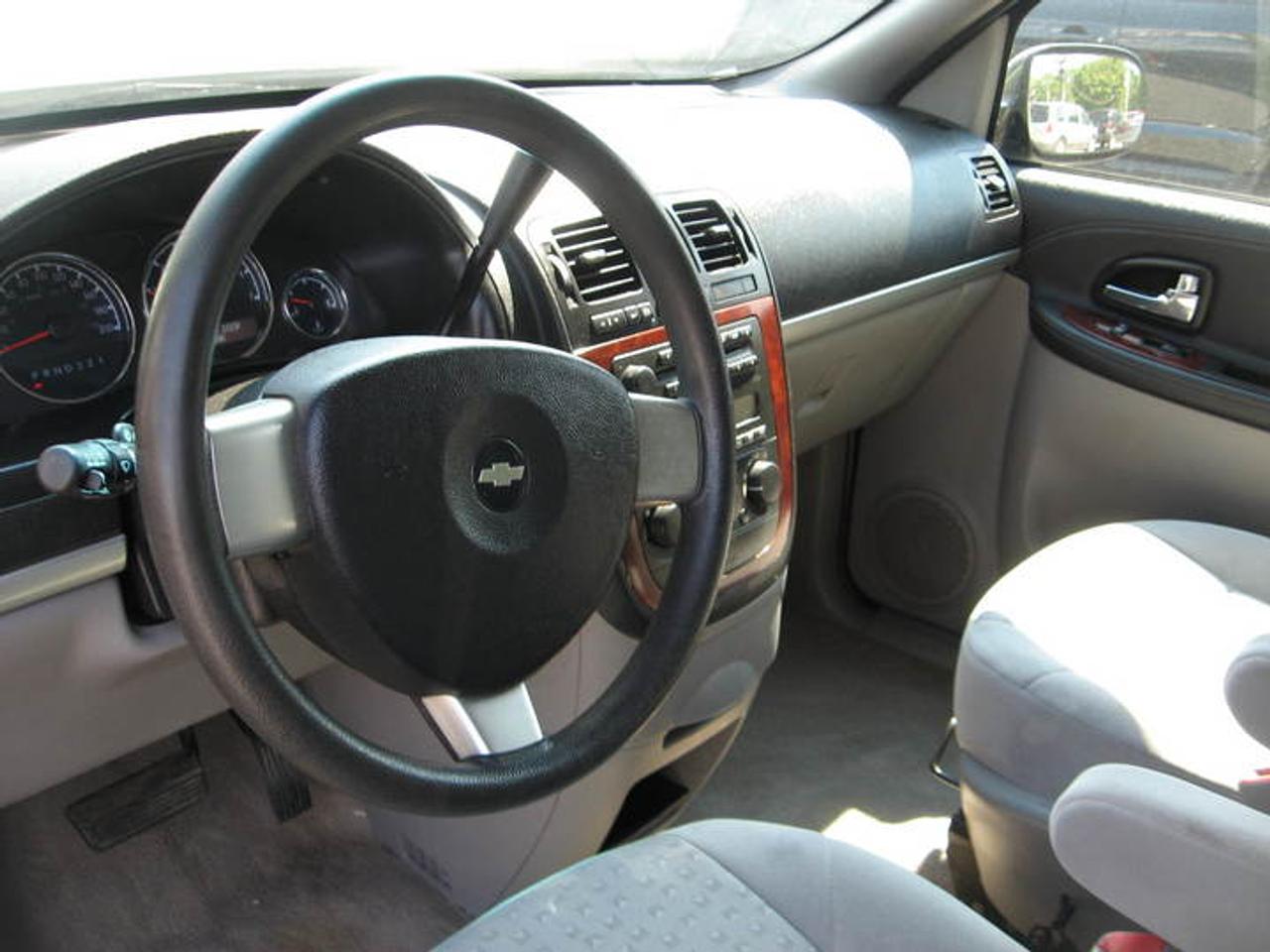 2007 Chevrolet Uplander LS Photo9
