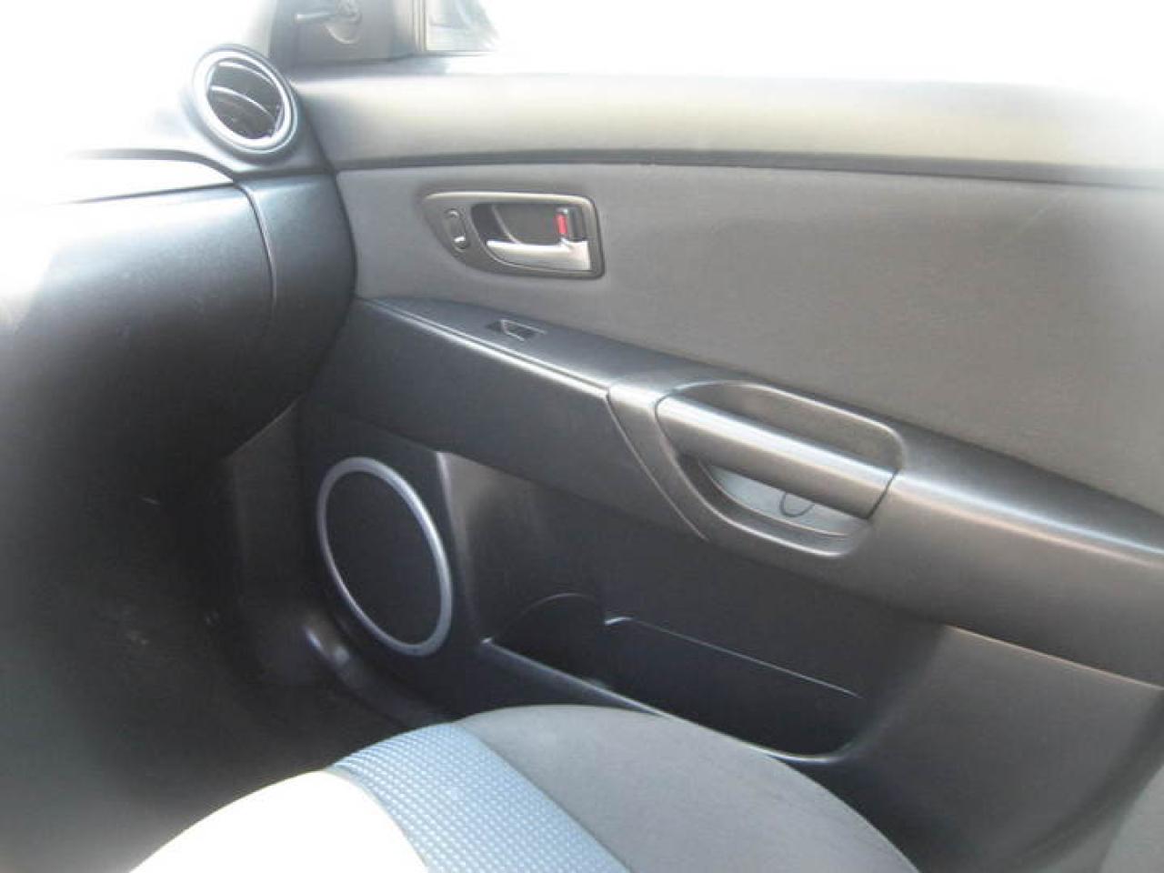 2006 Mazda Mazda3  Photo39