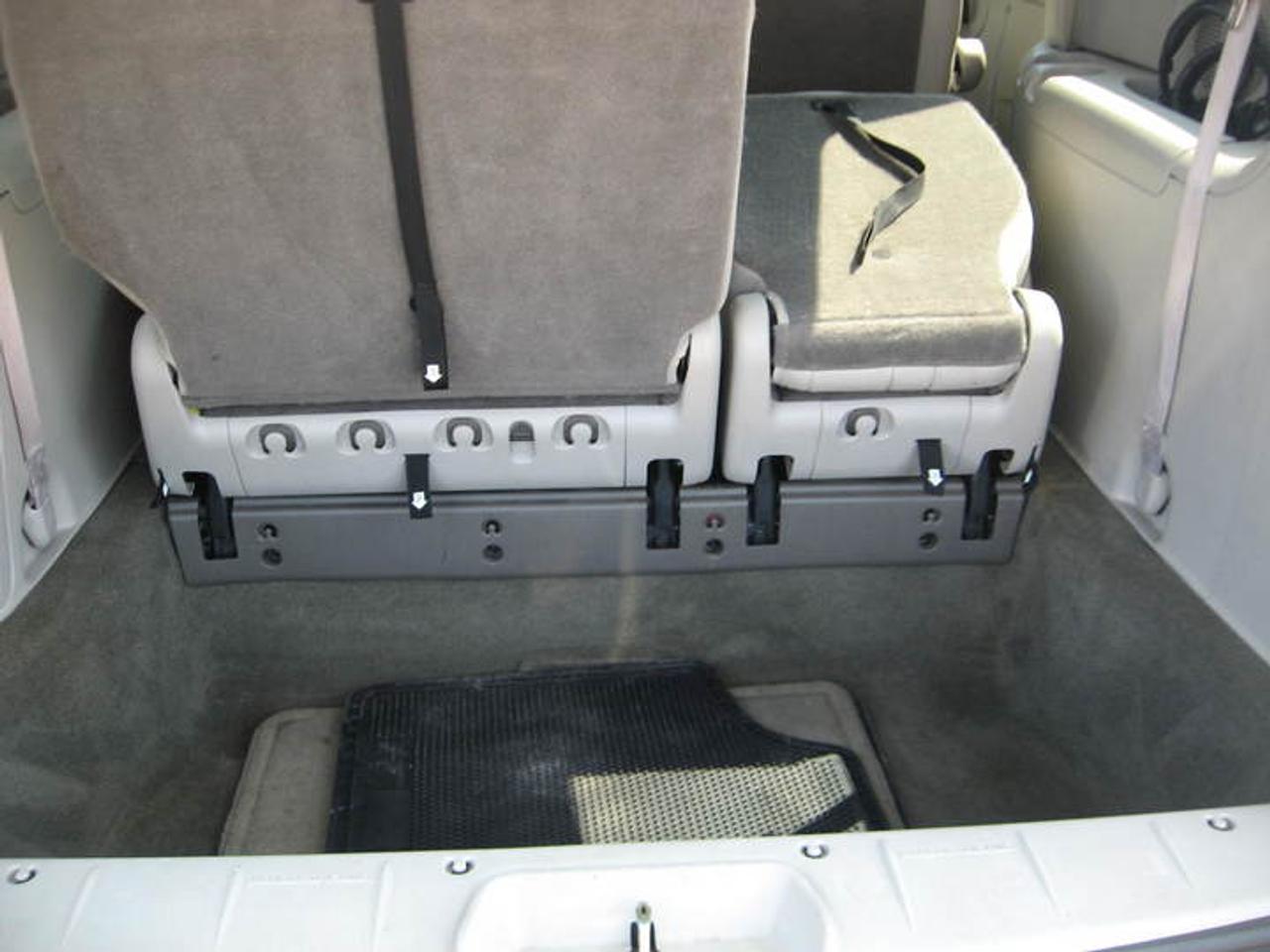 2006 Dodge Grand Caravan SXT(Leather) *** $10,998 *** Photo19
