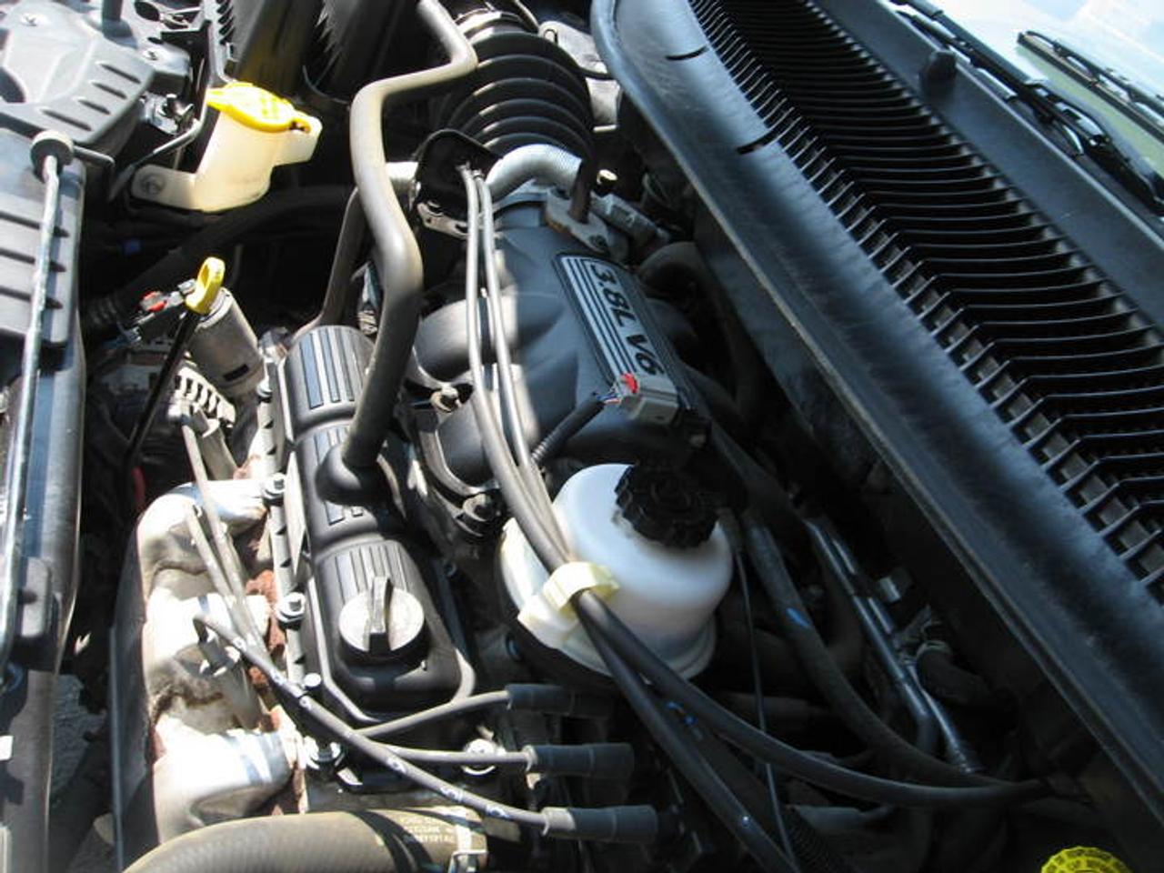 2006 Dodge Grand Caravan SXT(Leather) *** $10,998 *** Photo21