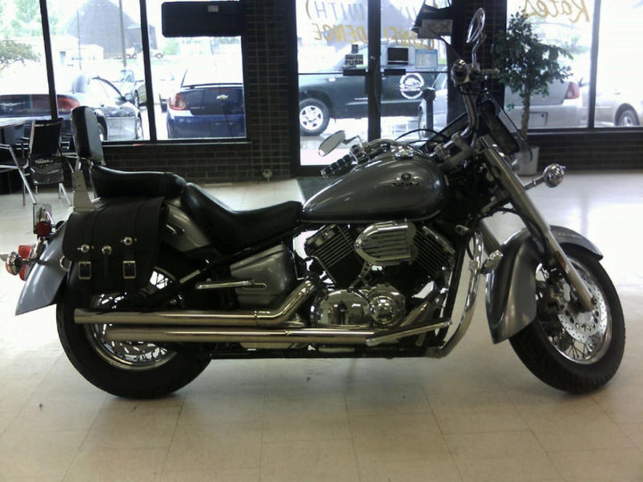 Used 2003 Yamaha VSTAR 1100  for sale in Guelph, ON
