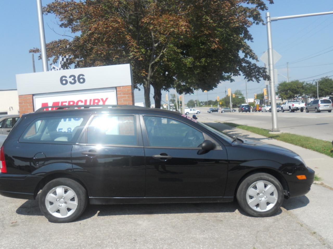 Used 2007 Ford Focus SE for sale in Oakville, ON