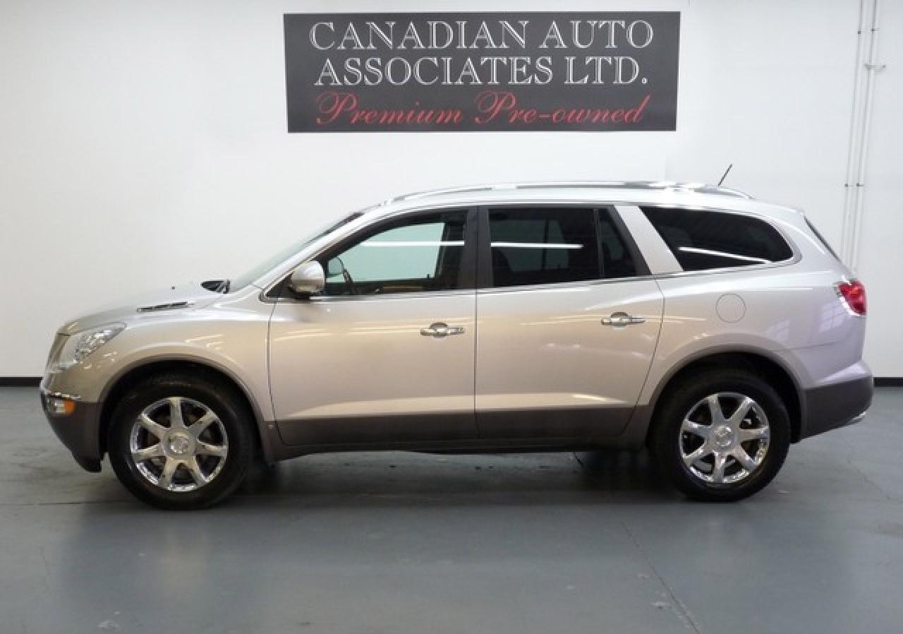 Used 2008 Buick Enclave AWD CXL Navigation & DVD Entertainment for sale in Guelph, ON