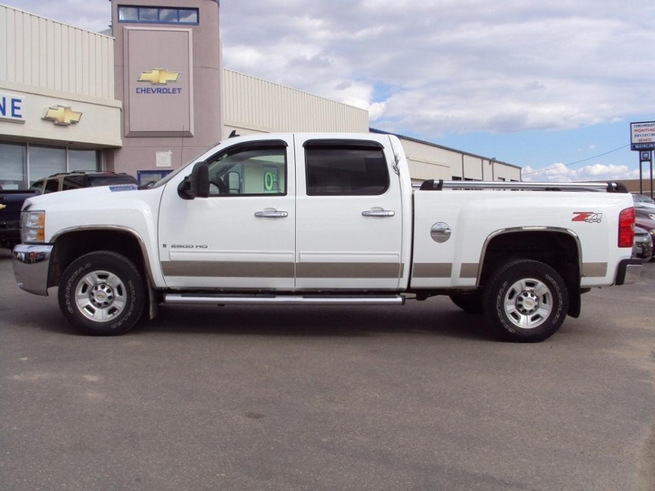 3/4 Ton, 6.6L Duramax Diesel/V8, Allison Transmission