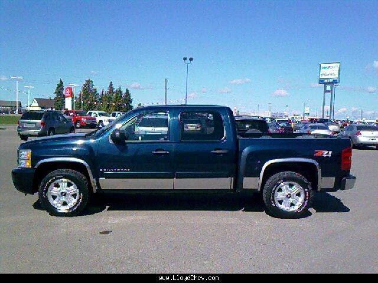 Used 2008 Chevrolet Silverado K1500 Crew 1500 LT Z71 for sale in Lloydminster, SK