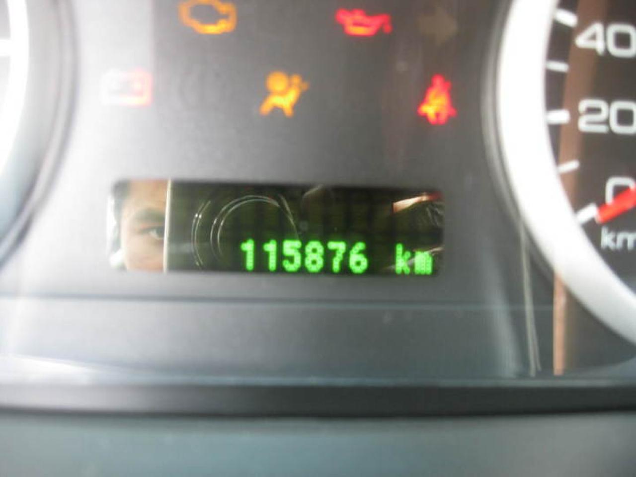 625633