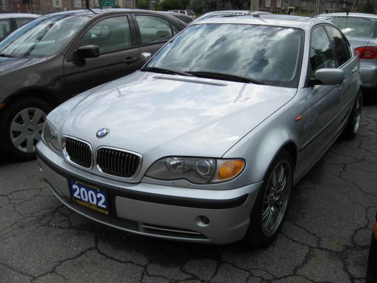 Used 2002 BMW 330i  for sale in Oshawa, ON