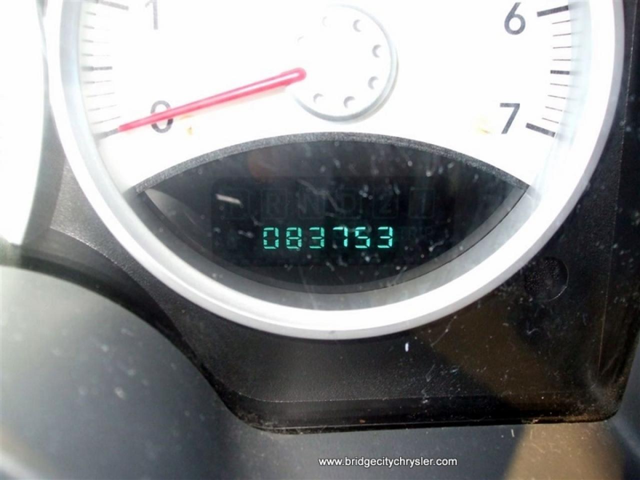 625652