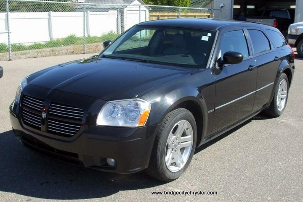 Used 2006 Dodge Magnum  for sale in Lethbridge, AB