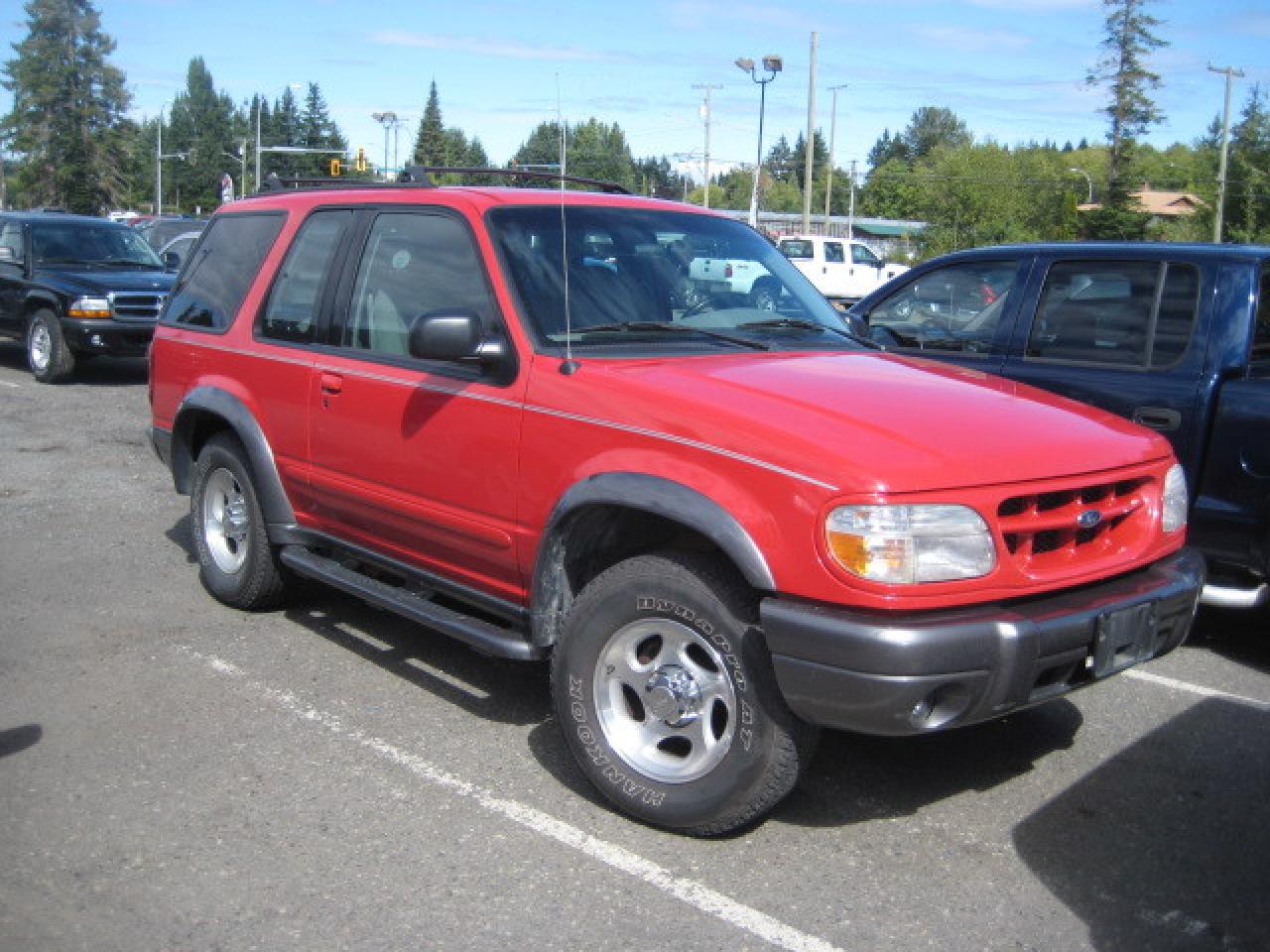 Used 1999 Ford Explorer SPORT for sale in Courtenay, BC