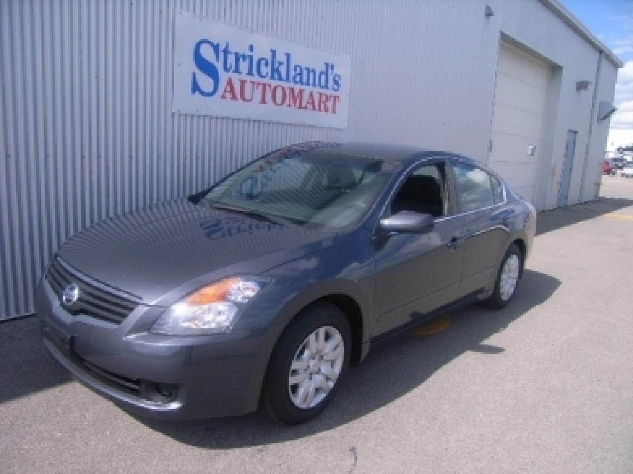 Used 2009 Nissan Altima S PREOWNED for sale in Lakeshore, ON