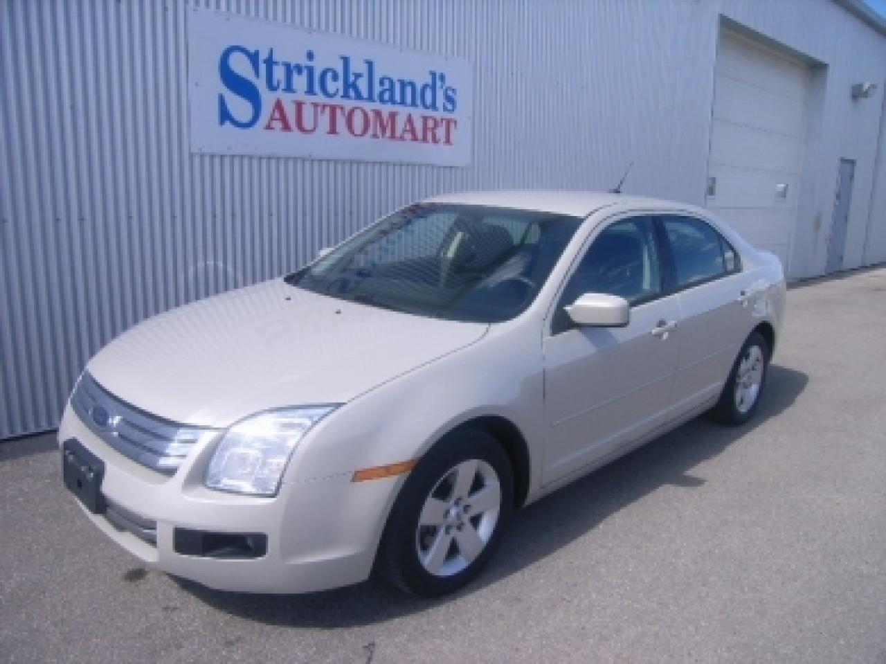 Used 2008 Ford Fusion SE for sale in Lakeshore, ON