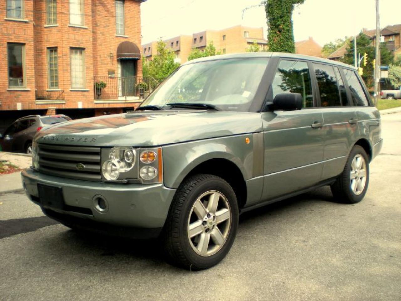 Used 2004 Land Rover Range Rover HSE for sale in Toronto, ON