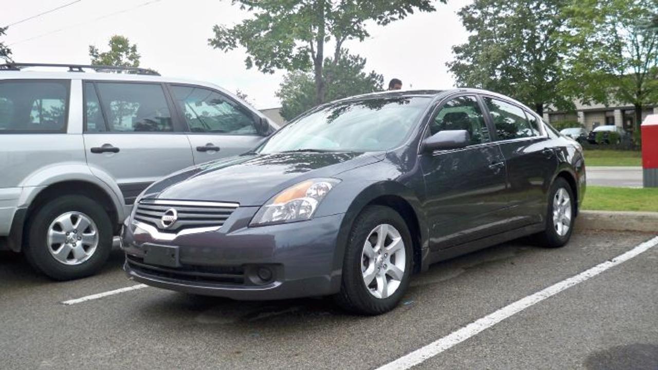 Used 2007 Nissan Altima 2.5 for sale in Mississauga, ON
